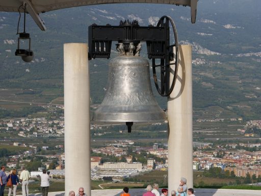 Maria Dolens Campana dei Caduti Maria Dolens