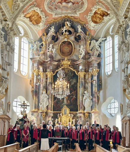 Der südliche Seitenaltar